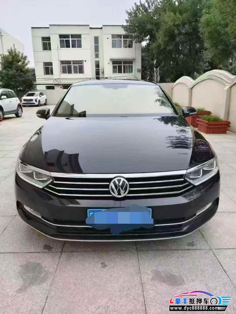 抵押车出售20年大众迈腾轿车