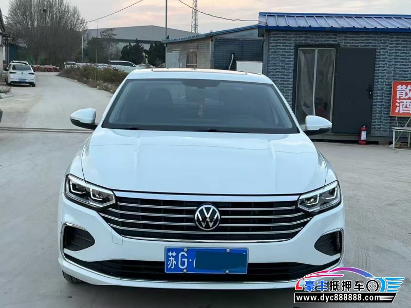 抵押车出售23年大众朗逸轿车