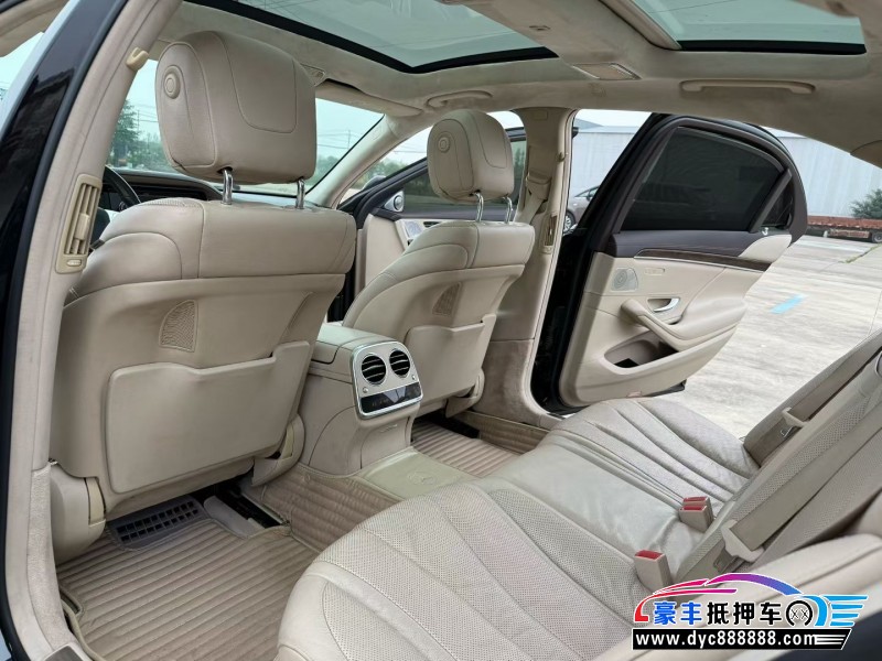 17年奔驰S轿车抵押车出售