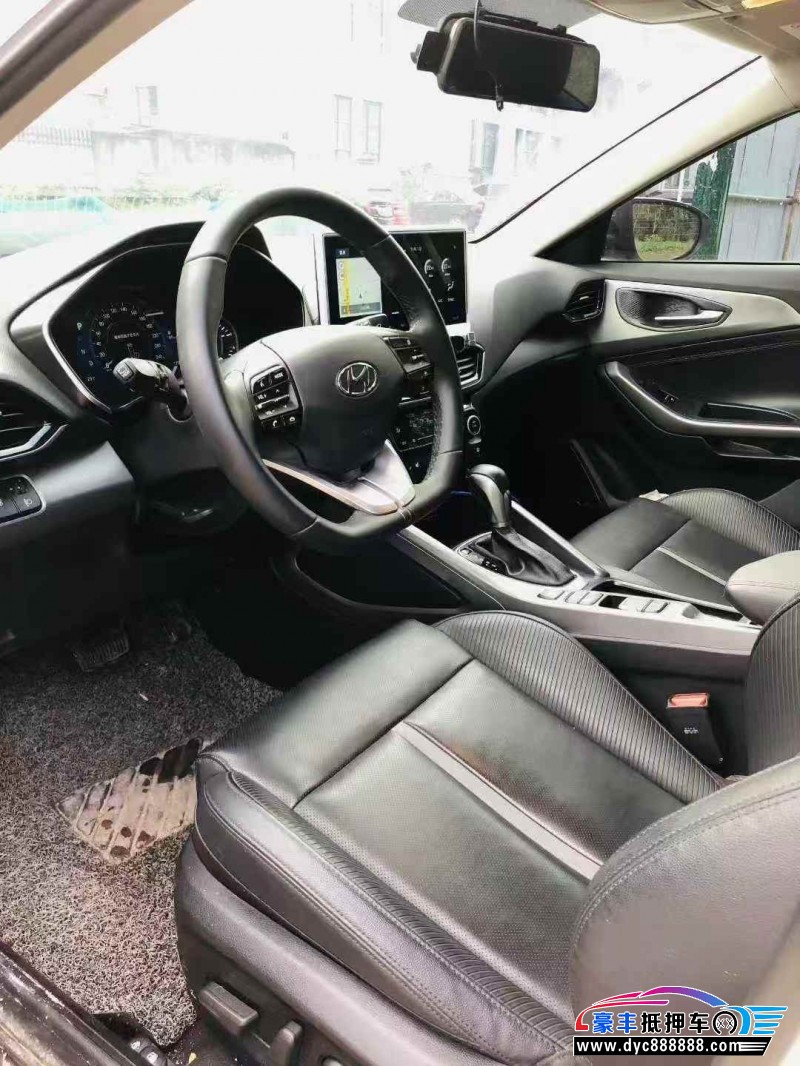 21年现代菲斯塔轿车抵押车出售