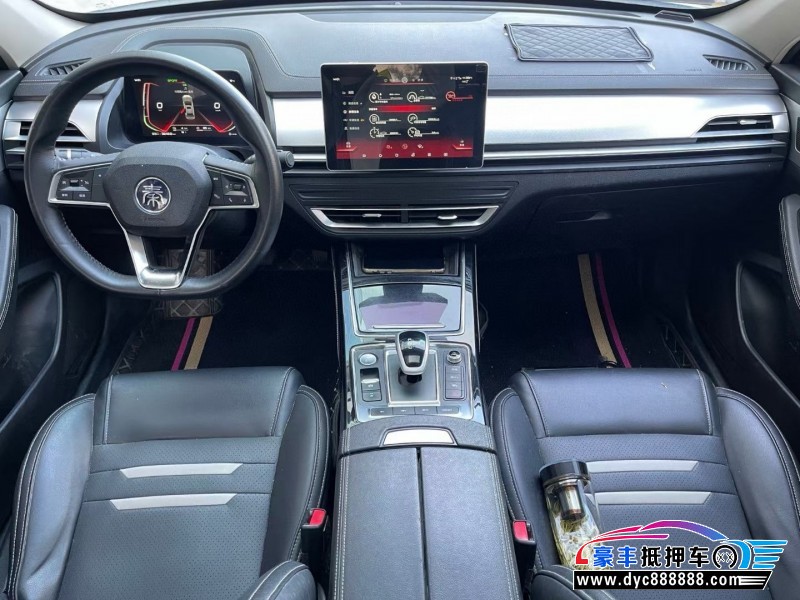 19年比亚迪秦轿车抵押车出售