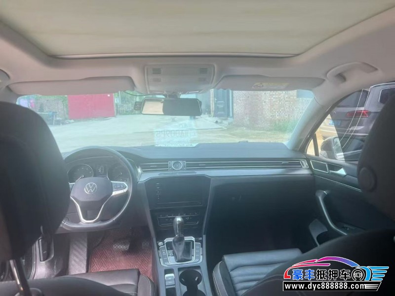 21年大众迈腾轿车抵押车出售