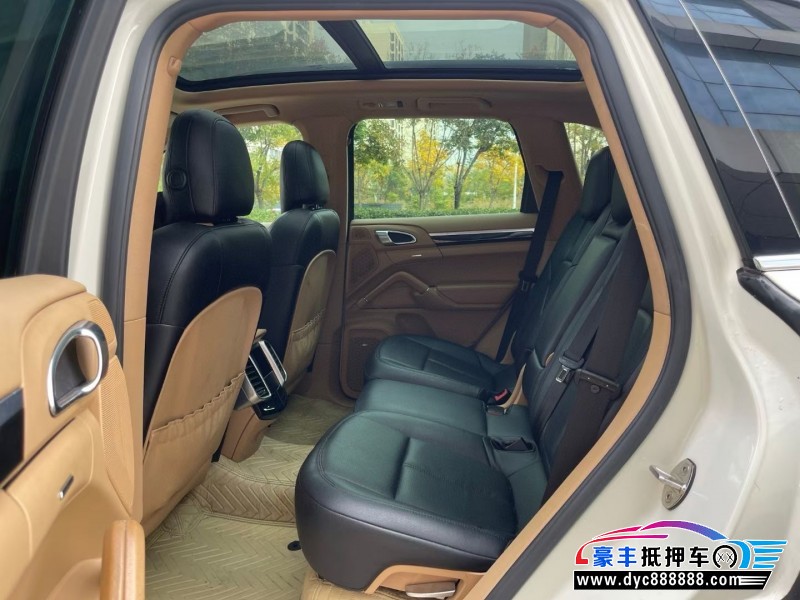 11年保时捷卡宴轿车抵押车出售