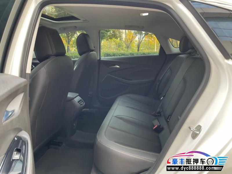 24年别克威朗轿车抵押车出售