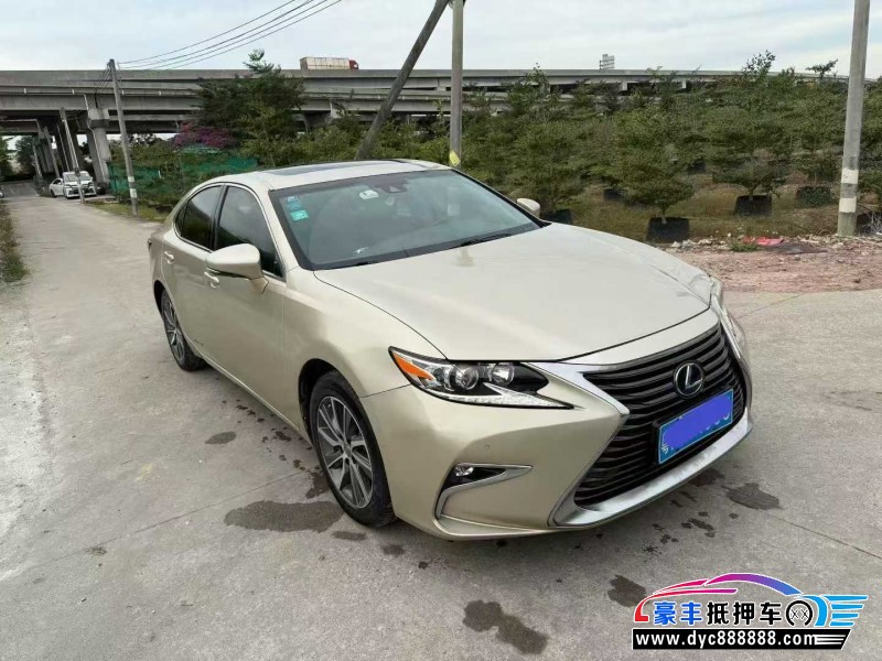 16年雷克萨斯ES轿车抵押车出售