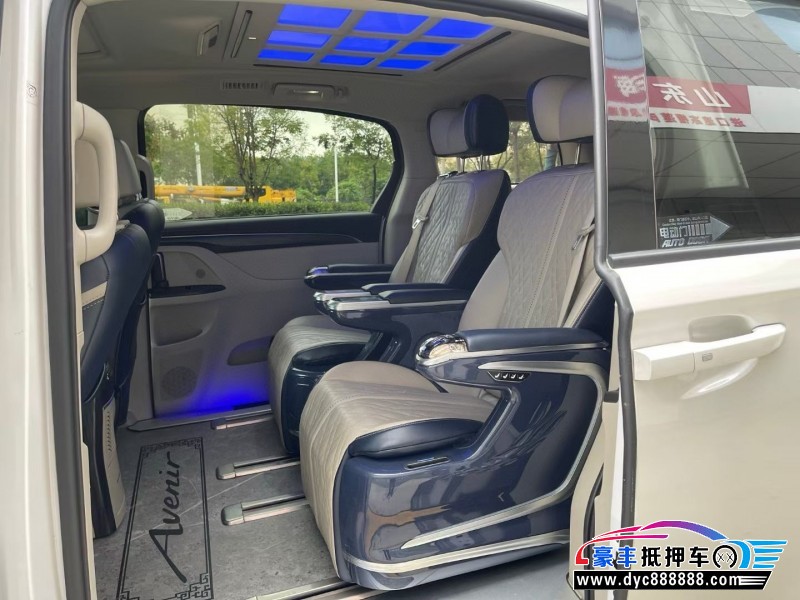 21年别克GL8轿车抵押车出售