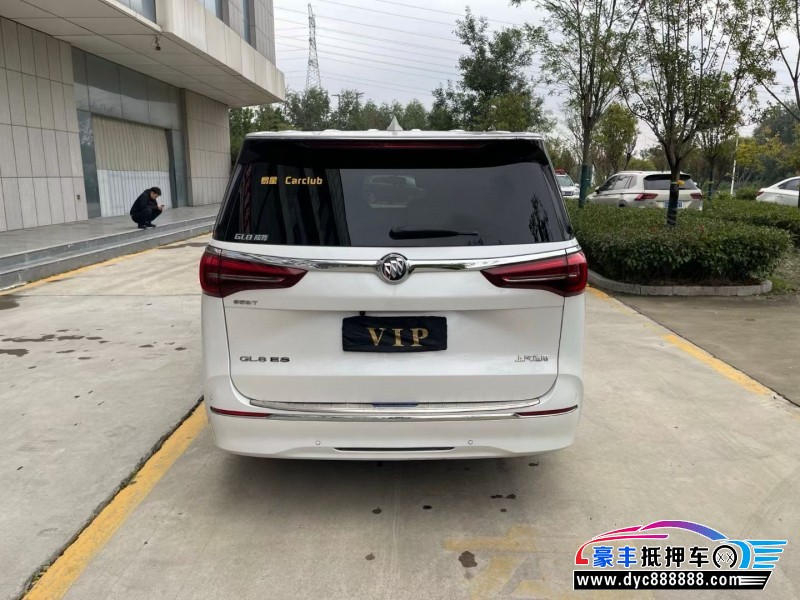 21年别克GL8轿车抵押车出售