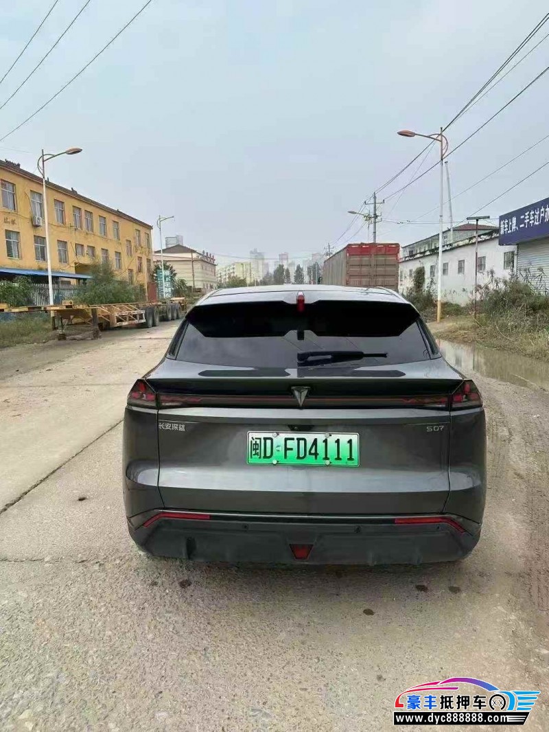 24年长安深蓝S07轿车抵押车出售