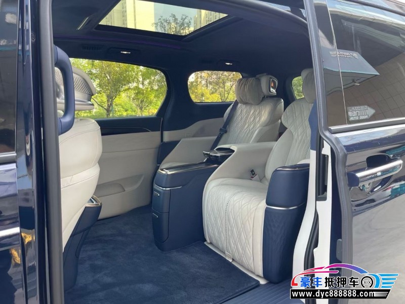 21年别克GL8轿车抵押车出售