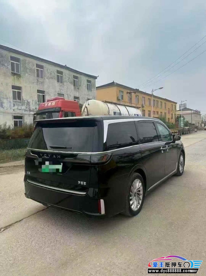 24年岚图梦想家轿车抵押车出售