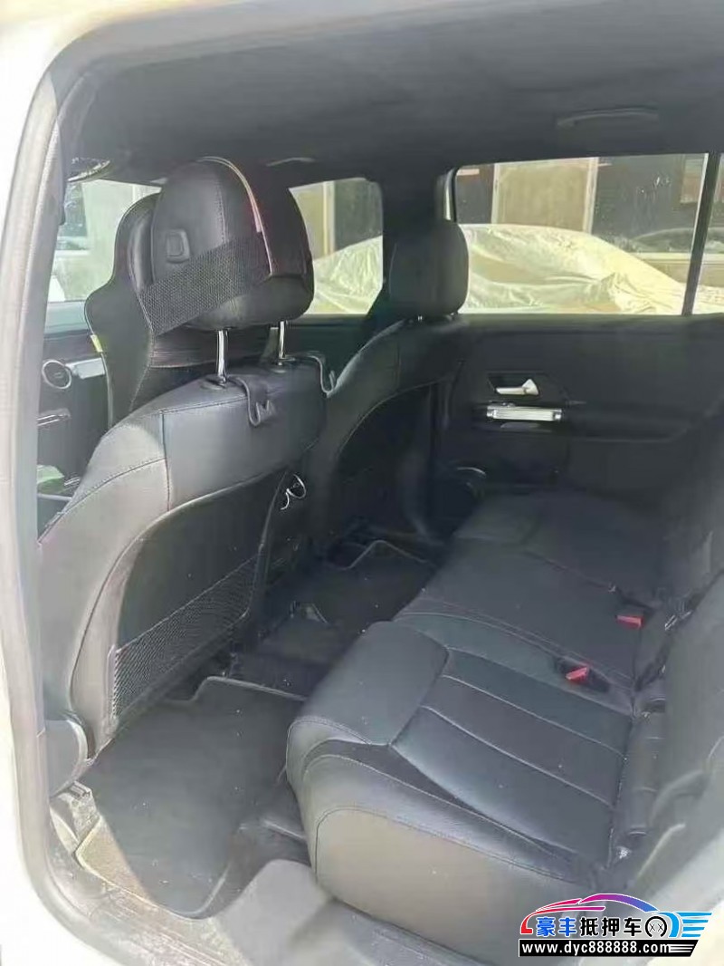 23年奔驰GLB轿车抵押车出售