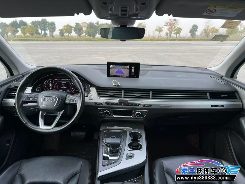 18年奥迪Q7轿车抵押车出售