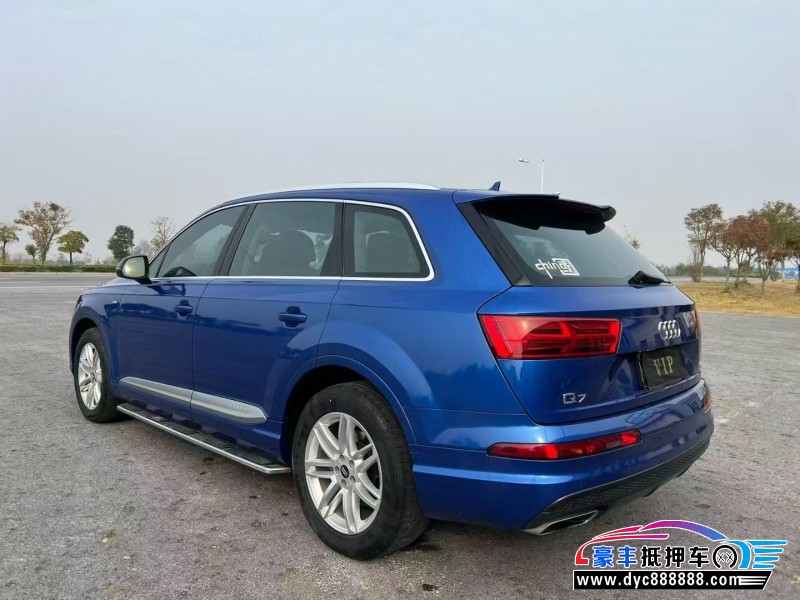 18年奥迪Q7轿车抵押车出售