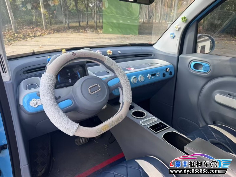 24年奔腾小马轿车抵押车出售