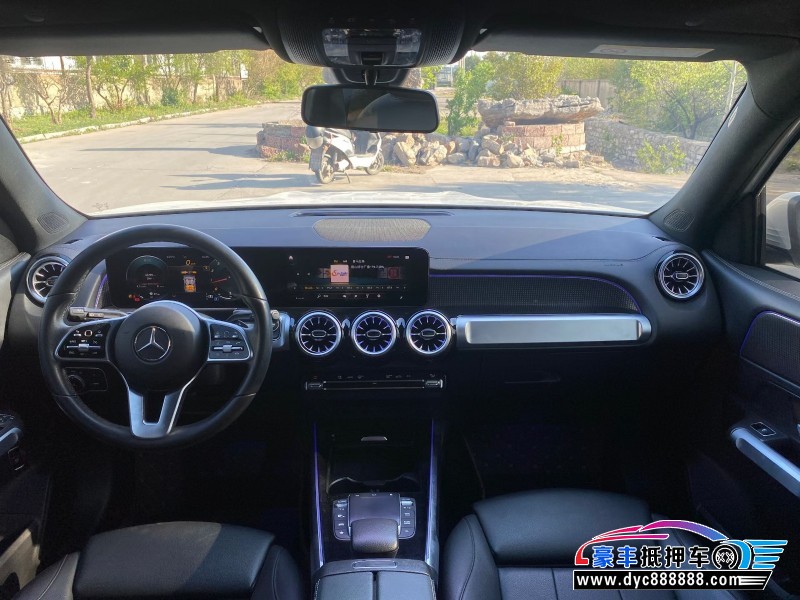 22年奔驰GLB轿车抵押车出售