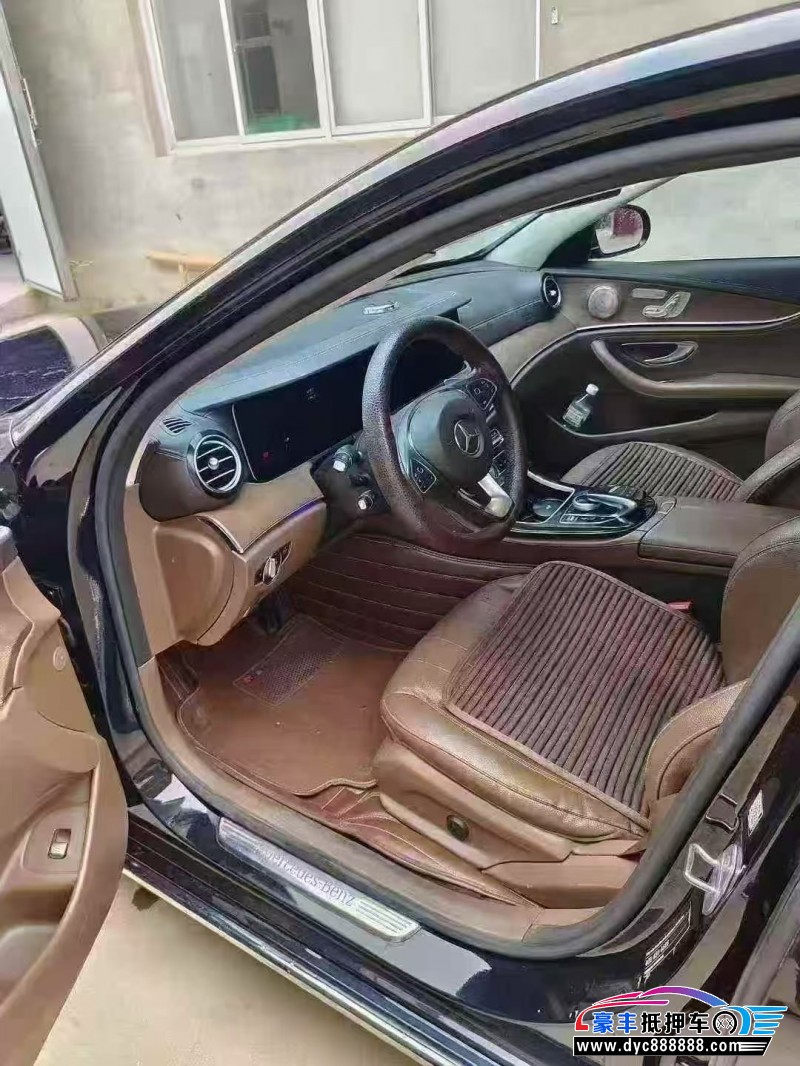 16年奔驰E轿车抵押车出售