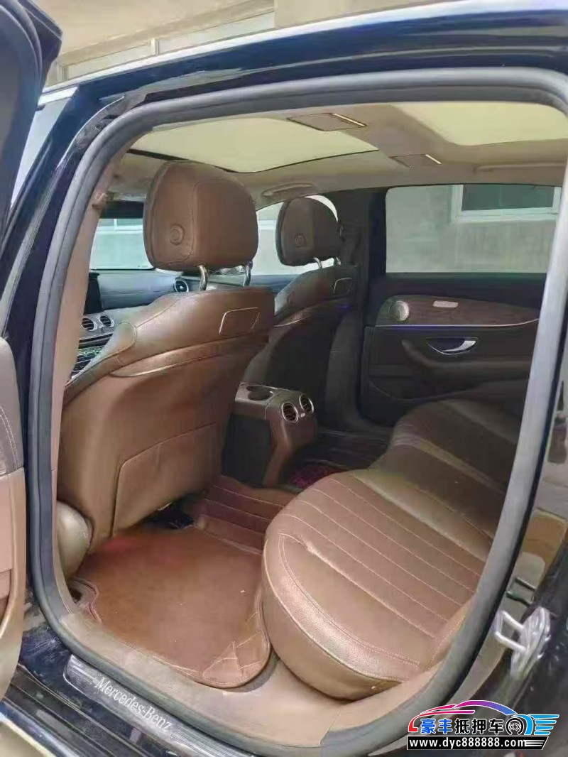 16年奔驰E轿车抵押车出售