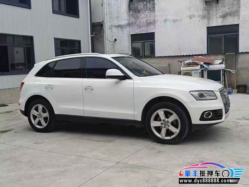 17年奥迪Q5轿车抵押车出售