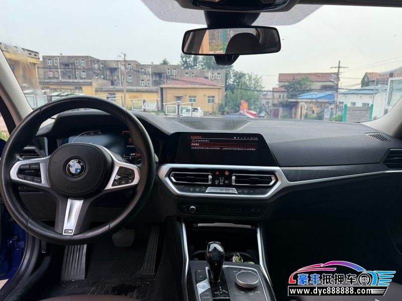 20年宝马3系轿车抵押车出售