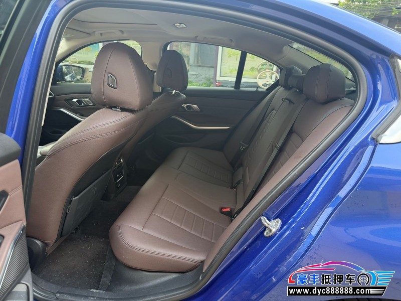 20年宝马3系轿车抵押车出售