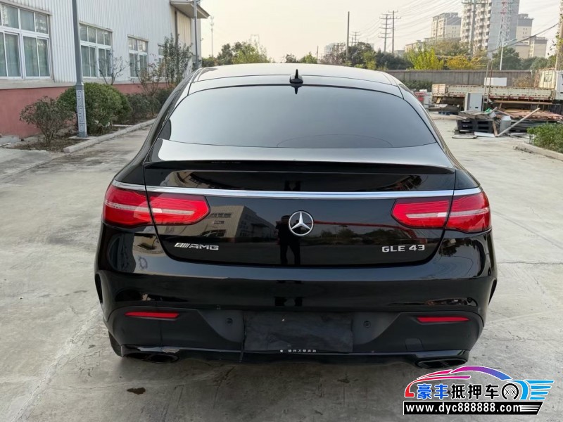 18年奔驰GLE AMG轿车抵押车出售
