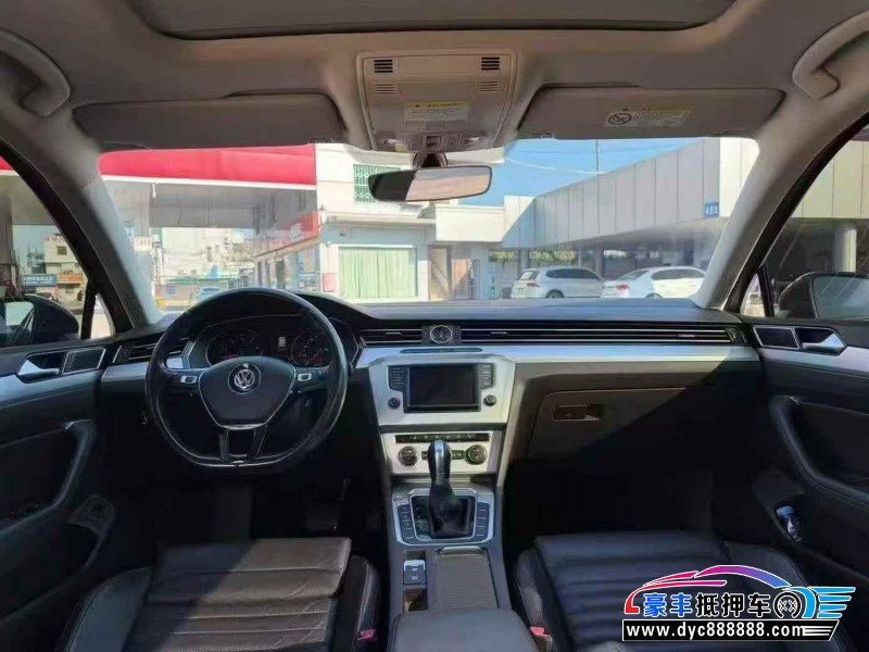 17年大众蔚揽轿车抵押车出售