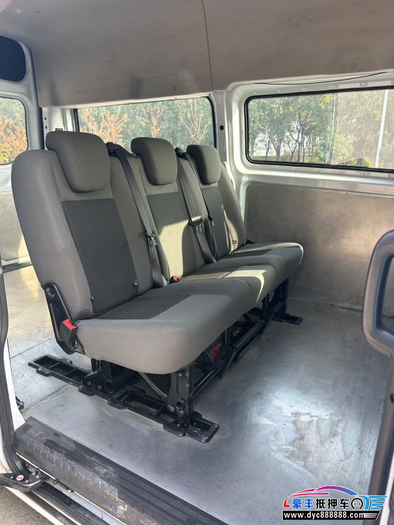 20年福特全顺轿车抵押车出售