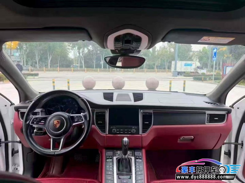 17年保时捷Macan迈凯轿车抵押车出售