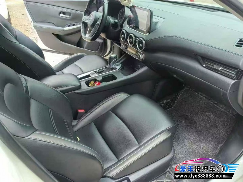 20年日产轩逸轿车抵押车出售