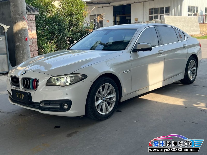 17年宝马5系轿车抵押车出售