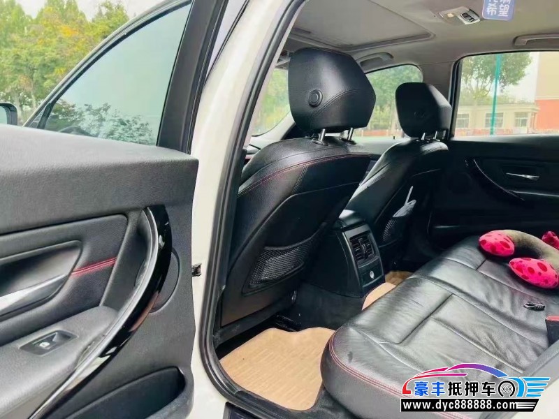 13年宝马3系轿车抵押车出售