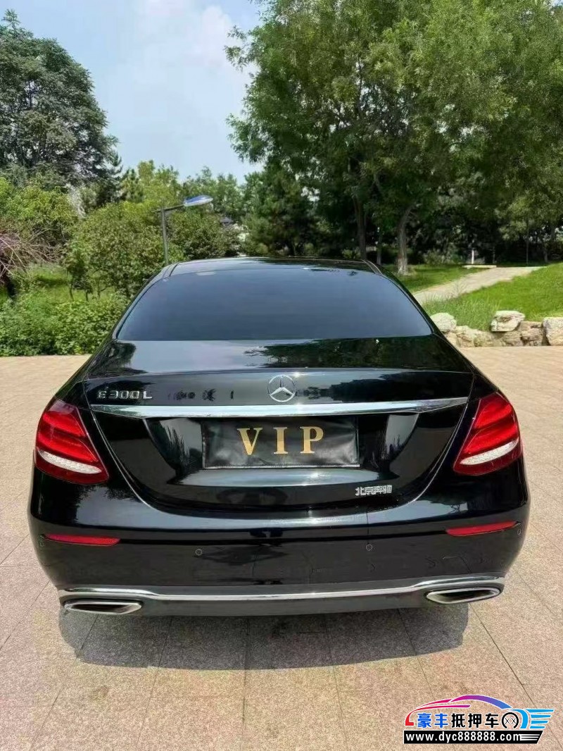 20年奔驰E轿车抵押车出售