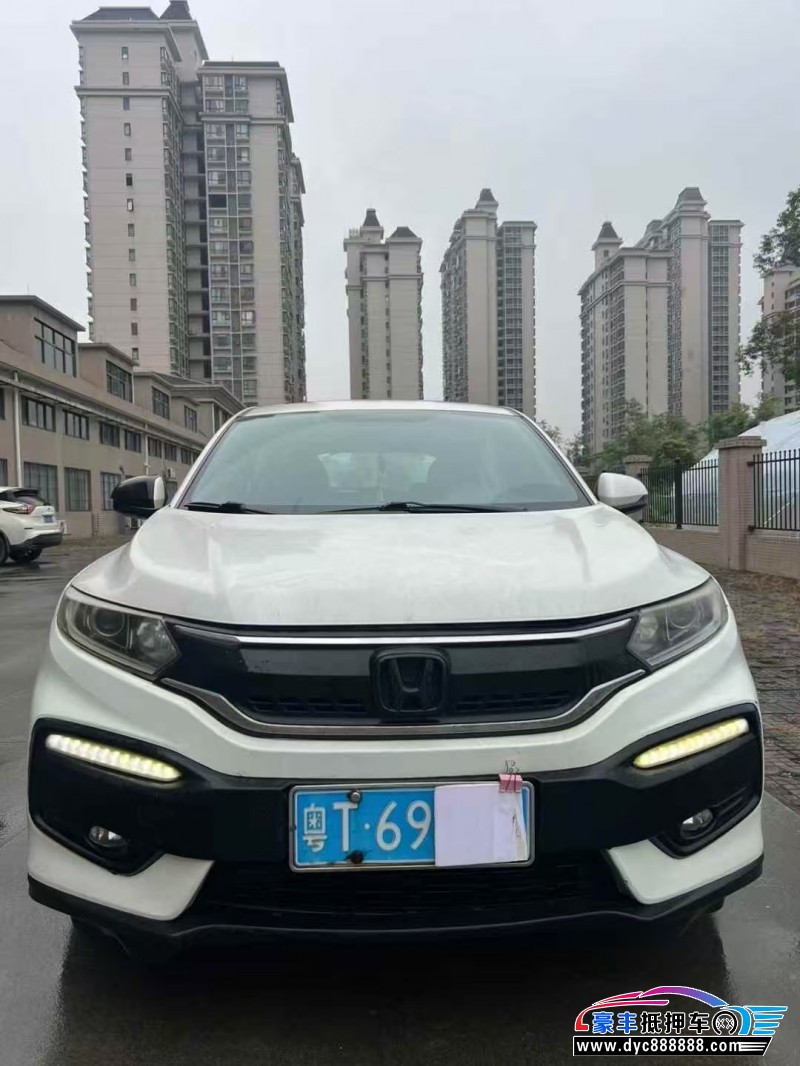 抵押车出售17年本田XRV轿车