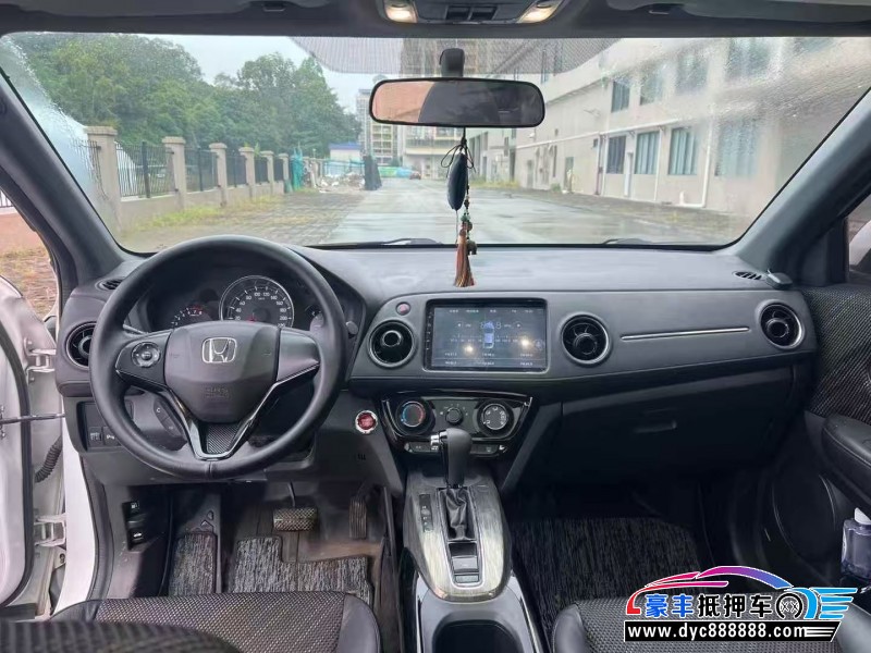 17年本田XRV轿车抵押车出售