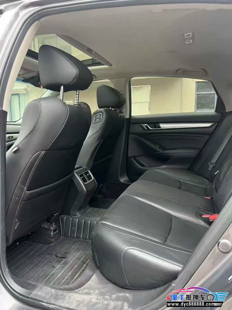 20年本田雅阁轿车抵押车出售