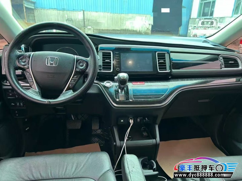 20年本田艾力绅轿车抵押车出售