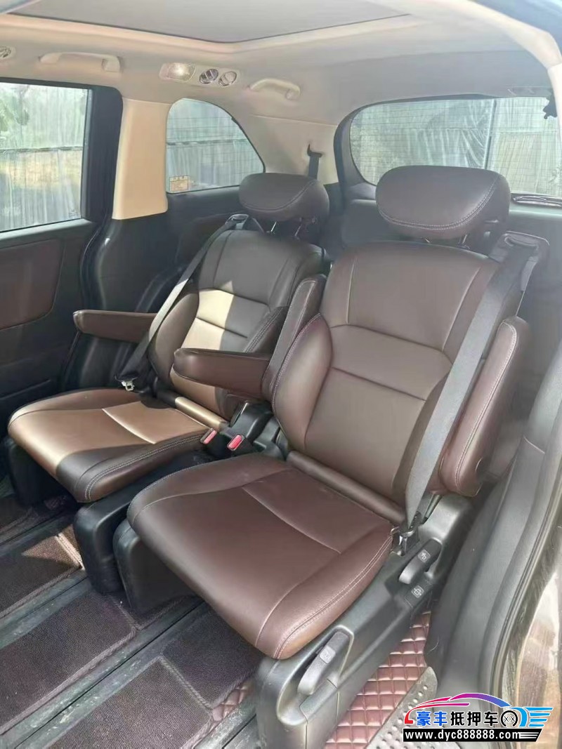 17年本田艾力绅轿车抵押车出售