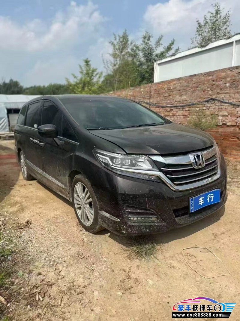 17年本田艾力绅轿车抵押车出售