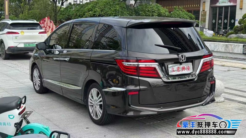 20年本田艾力绅轿车抵押车出售