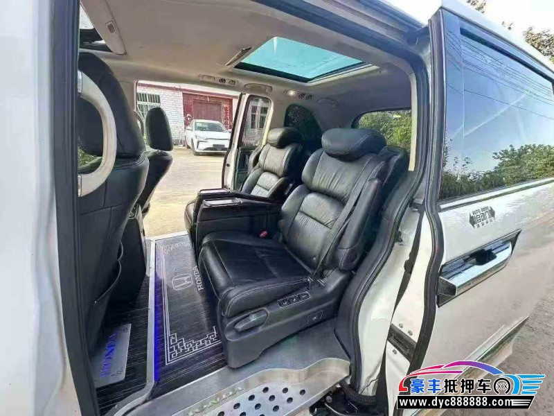 19年本田艾力绅轿车抵押车出售