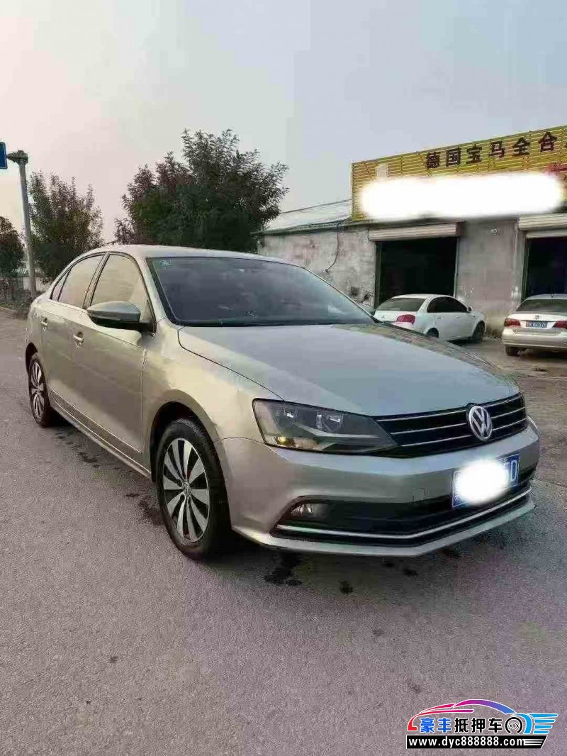 17年大众速腾轿车抵押车出售