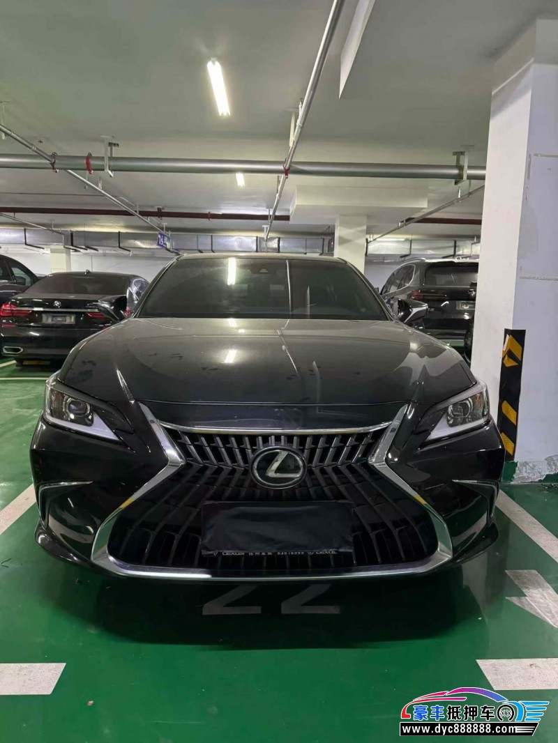 24年雷克萨斯ES轿车抵押车出售