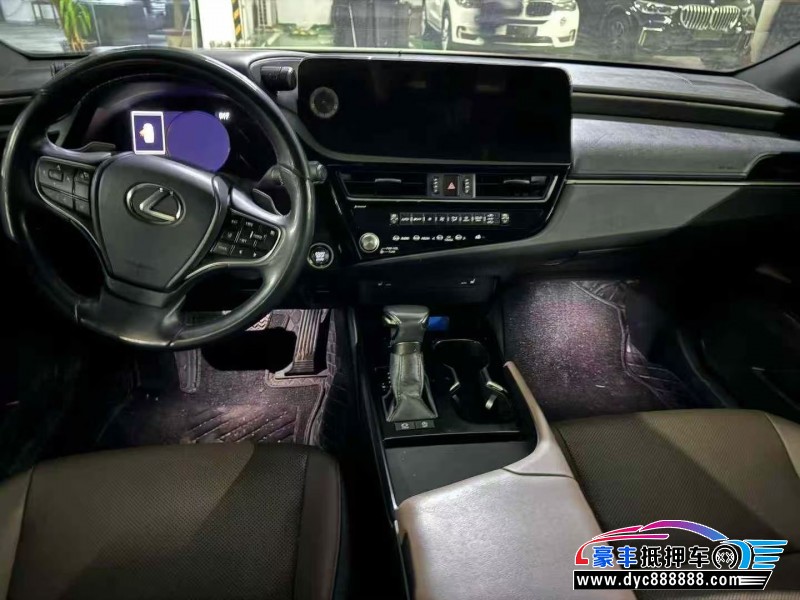 24年雷克萨斯ES轿车抵押车出售