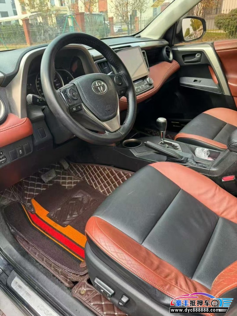 14年丰田RAV4轿车抵押车出售