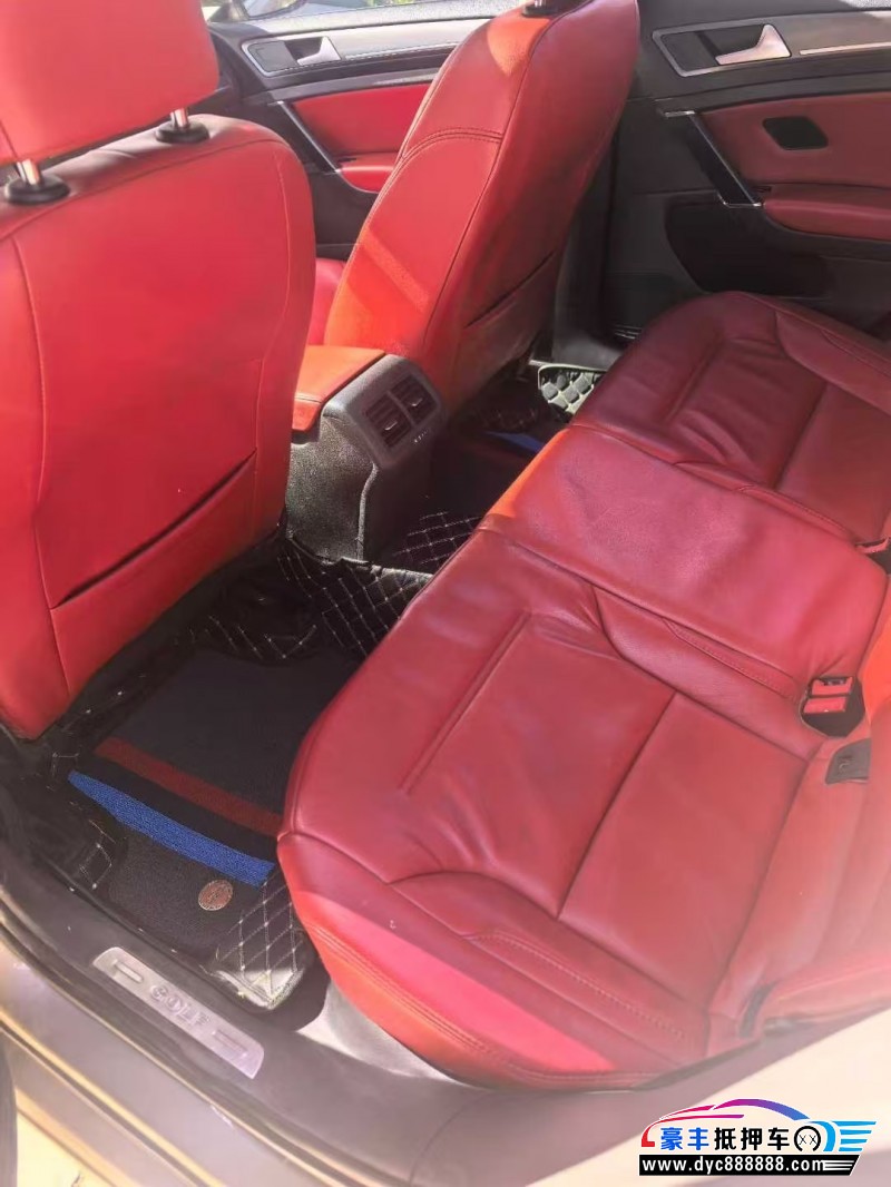 16年大众高尔夫轿车抵押车出售