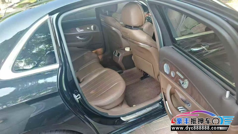 20年奔驰E轿车抵押车出售