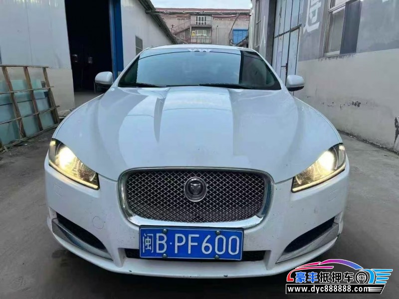 13年捷豹XF轿车抵押车出售