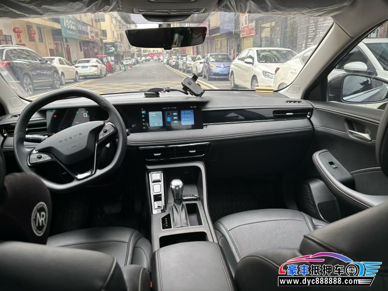 24年荣威i5轿车抵押车出售