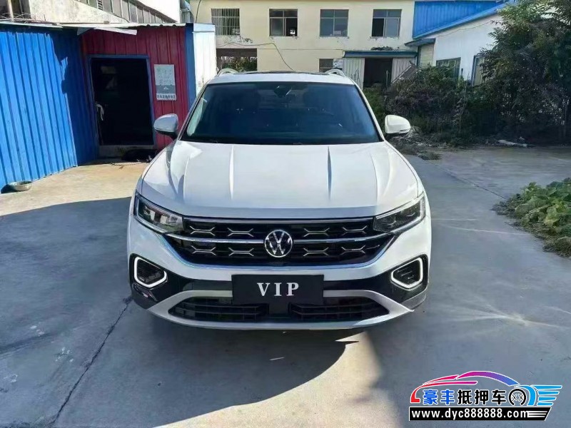 抵押车出售24年大众探岳轿车