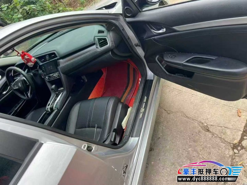 19年本田思域轿车抵押车出售